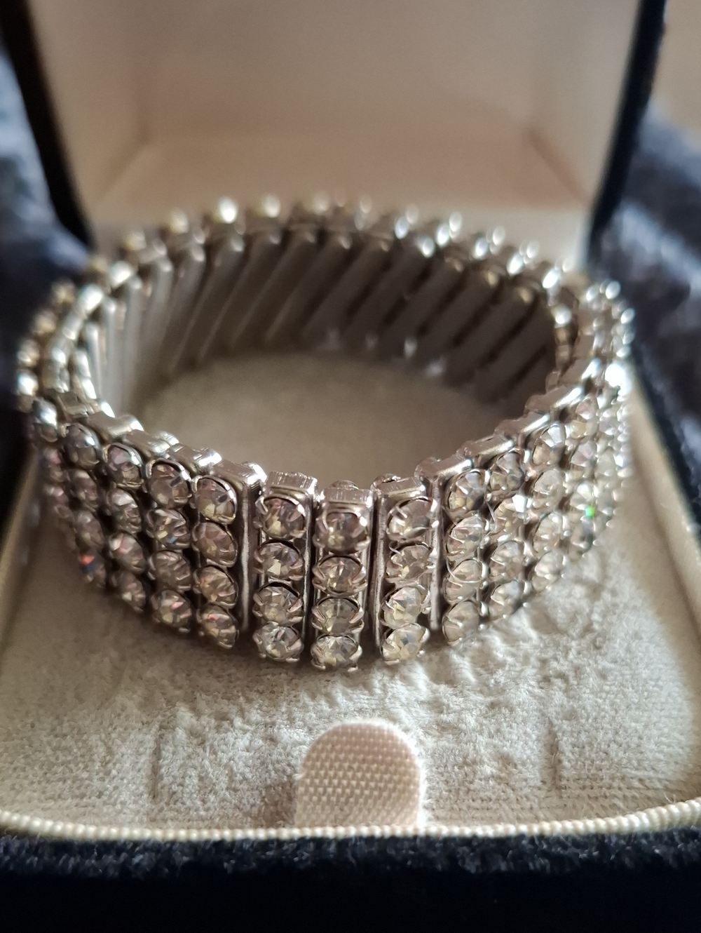 Silver Crystal Stretch Bracelet - Sparkling Clear Rhinestones